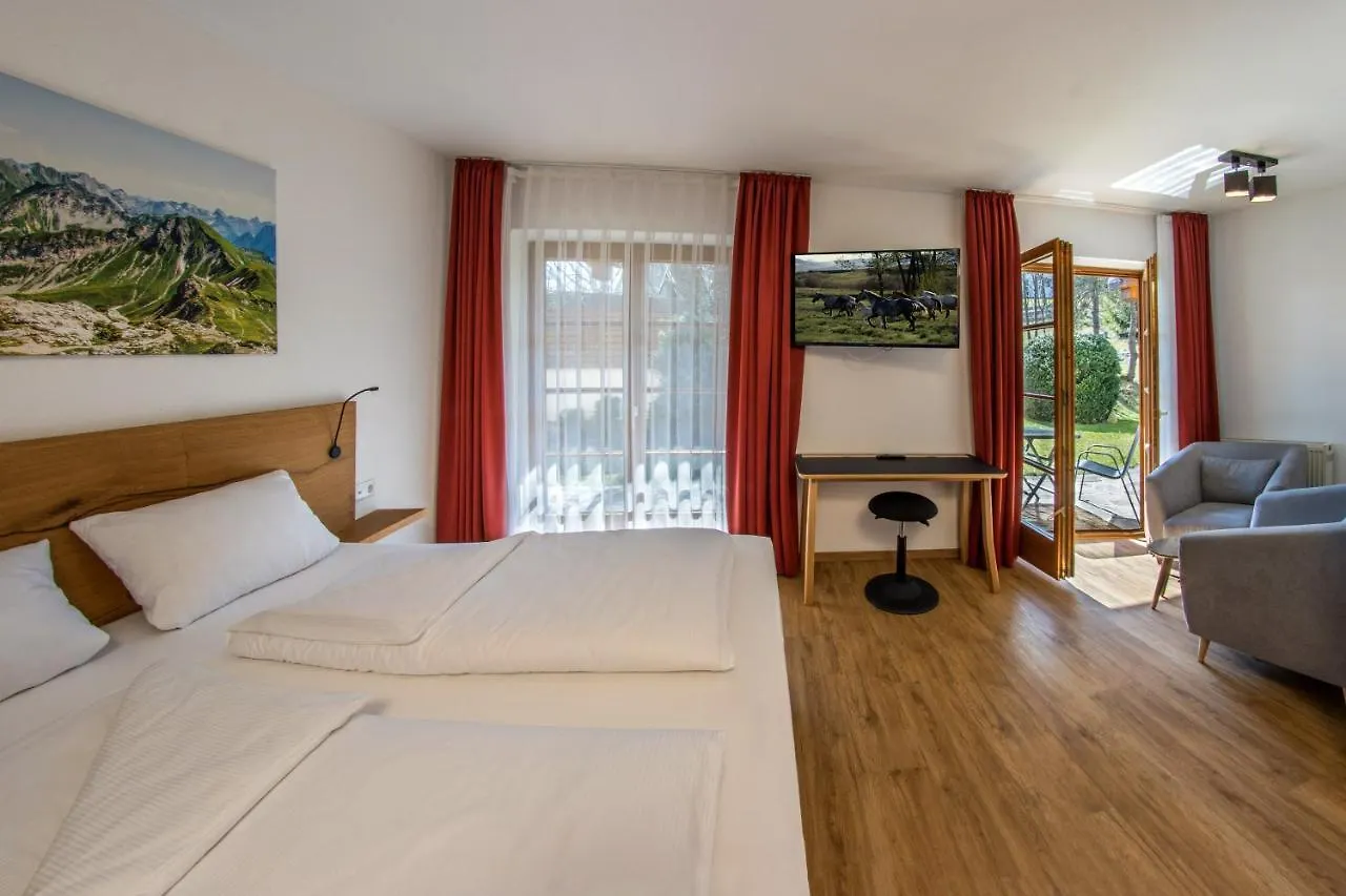 Appartement-Hotel-Allgayer Oy-Mittelberg Hotel