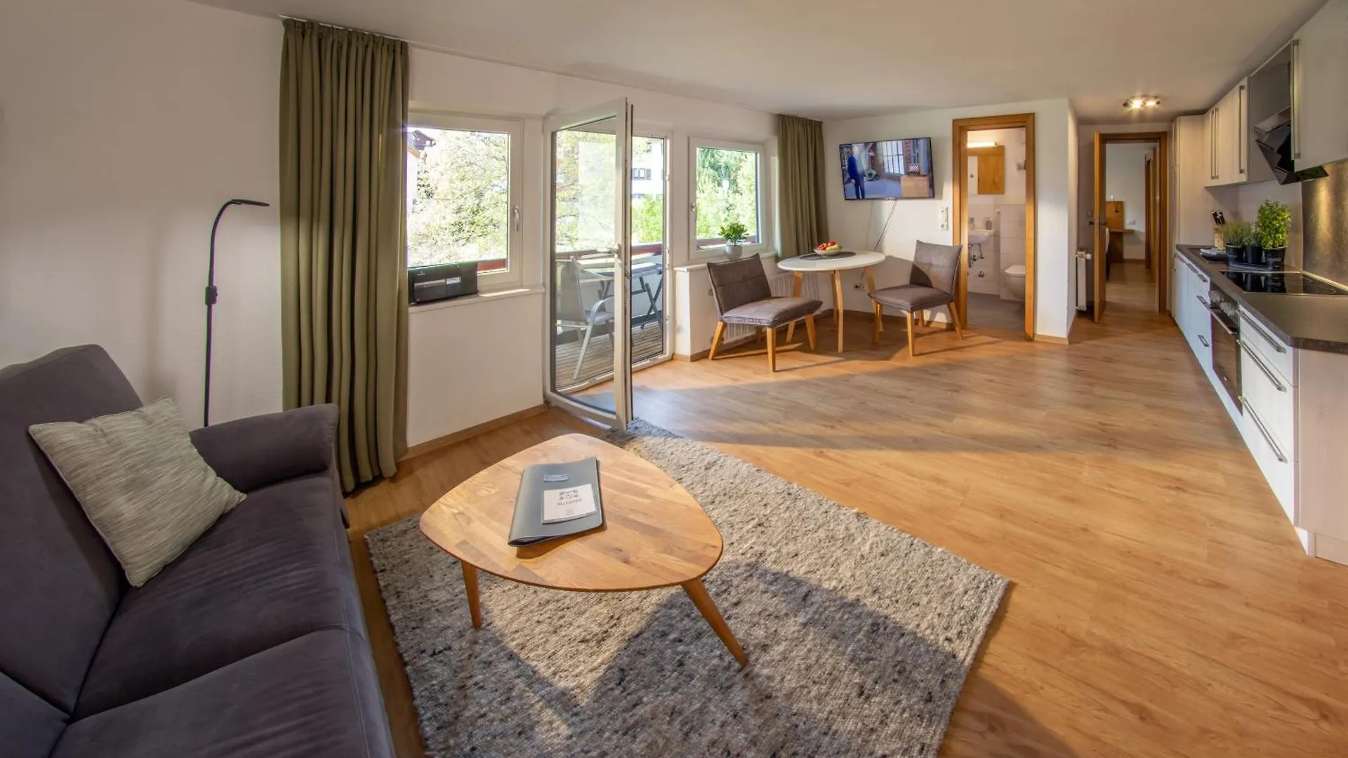 Appartement-Hotel-Allgayer Oy-Mittelberg Hotel